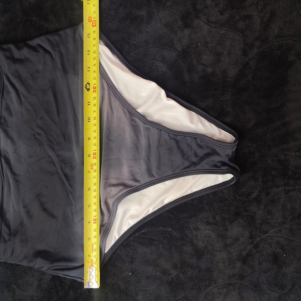 Colorblock One-Piece Swimsuit CUPSHE SWIMWEAR ONE-PIECE - Picture 5 of 13